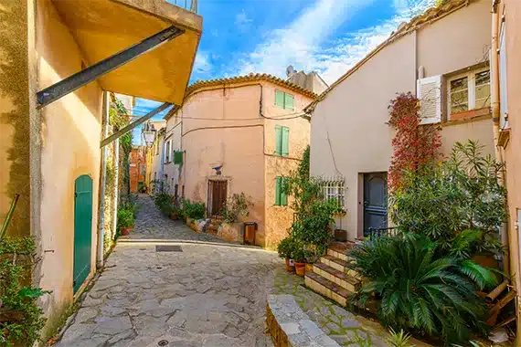 ramatuelle decouvrez luxe authenticite cote d azur locations villas appartements 1